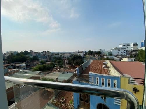 Twin Room with View