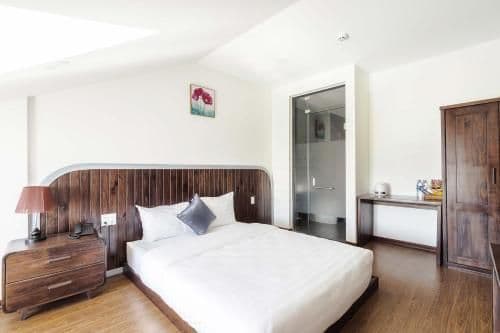 Standard King Room