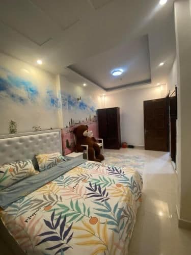 King Room with Mountain View