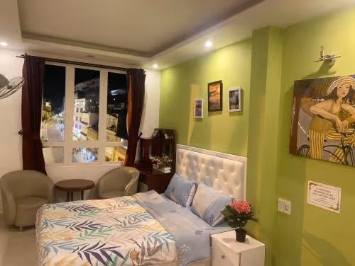 King Room with Mountain View
