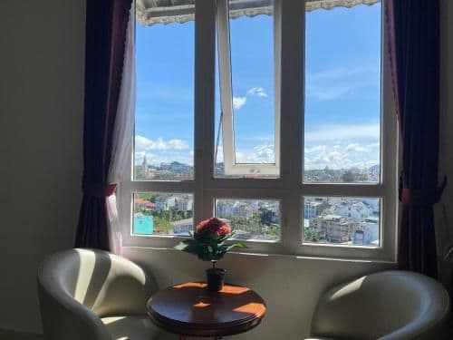 King Room with Mountain View