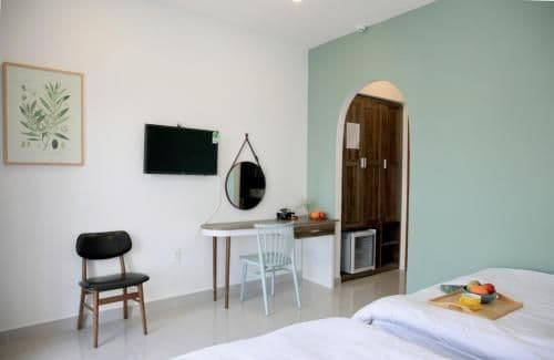 Twin Room with View
