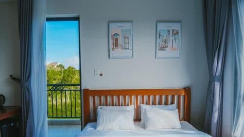 King Room with Balcony