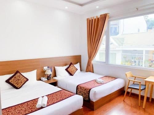 Sky Hotel - DaLat