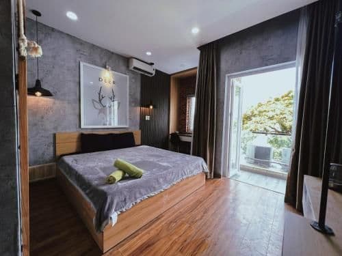King Room with Balcony