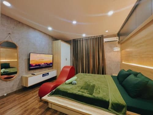 Deluxe King Room