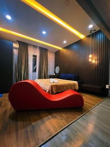 Deluxe King Studio