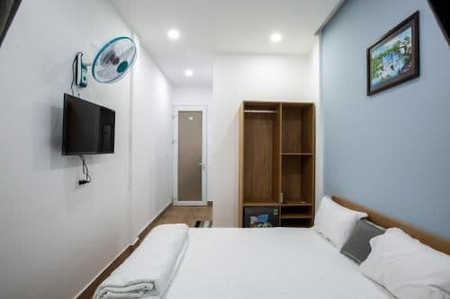 Double Room with Balcony (2 Adults + 1 Child)