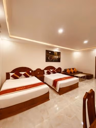 Deluxe Family Room