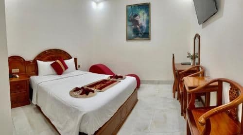 Deluxe Queen Room