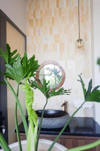 Queen Room with Garden View