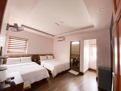 Large Twin Room