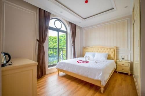 Standard King Room
