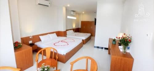 Deluxe Family Room