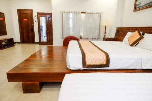 Deluxe Family Room