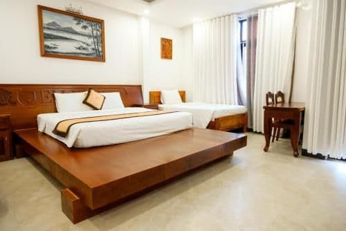 Deluxe Family Room