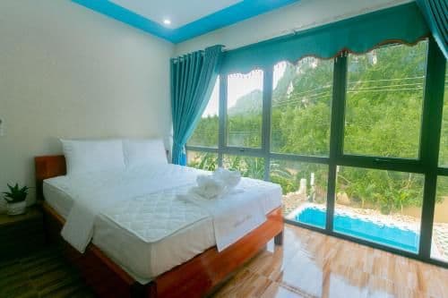 Quadruple Room with Mountain View