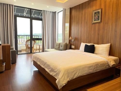 Deluxe King Room