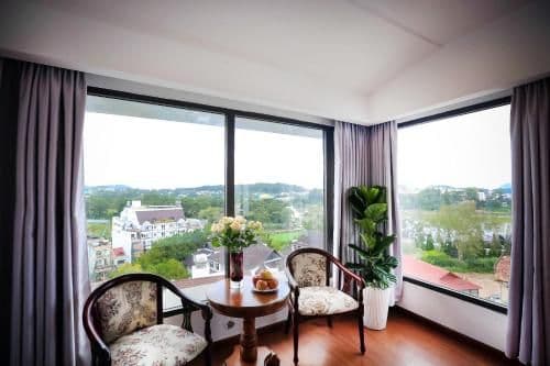 Deluxe King Room