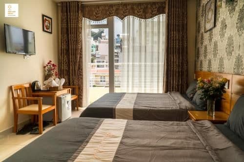 Deluxe Family Room