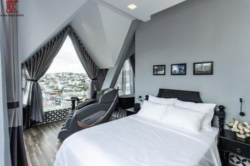 Queen Room with Spa Bath