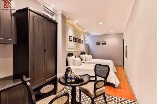 Triple Room