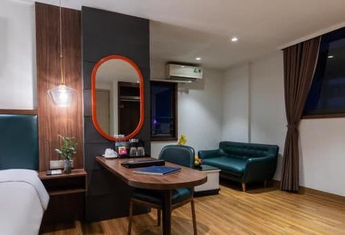 Suite with Lake View