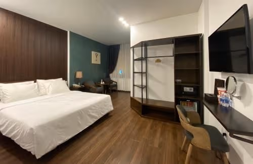 Deluxe Double Room with Bath