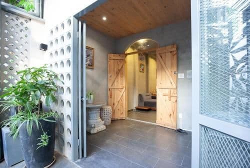 Soc House 1 Soc House 1