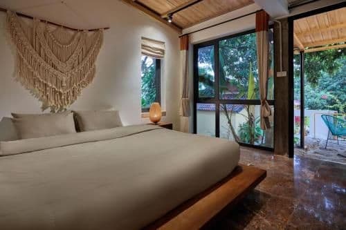 Deluxe Bungalow with Garden View