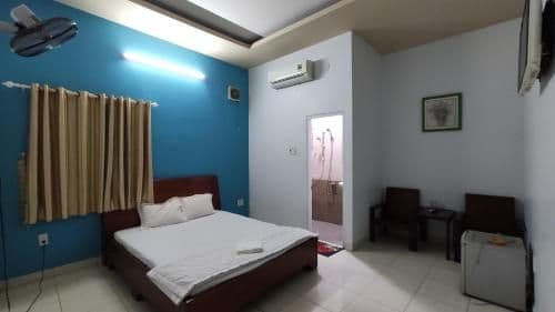 Large Double Room
