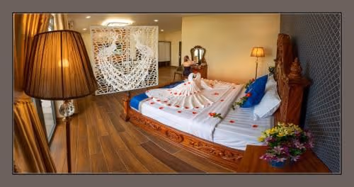 Deluxe King Suite