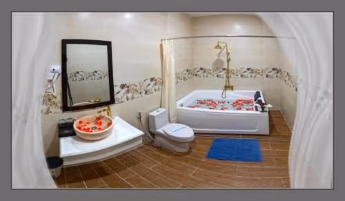 Deluxe King Suite