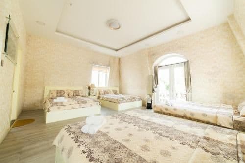 Family Room with Private Bathroom