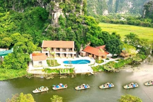 HoangLong Riverside Homestay HoangLong Riverside Homestay