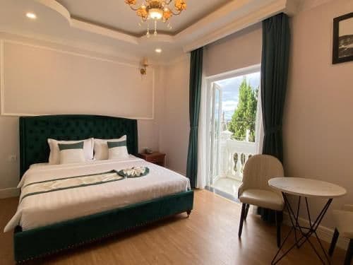 Double Room with Lake View