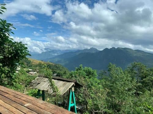 Apartment with Mountain View