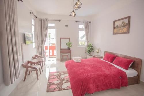 King Room with Balcony