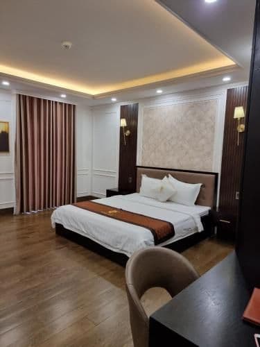 King Room with Balcony