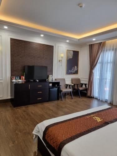 King Room with Balcony