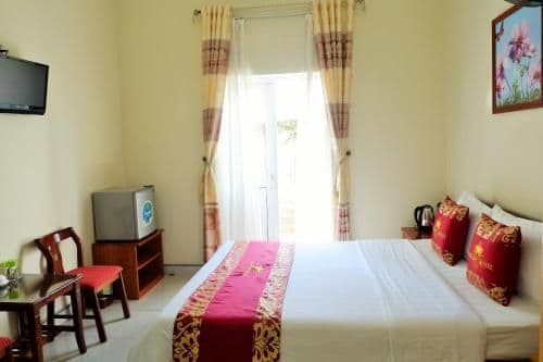Queen Room with Garden View