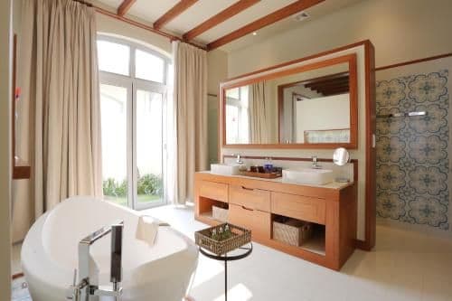 Pool Suite