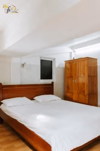 King Room with Balcony
