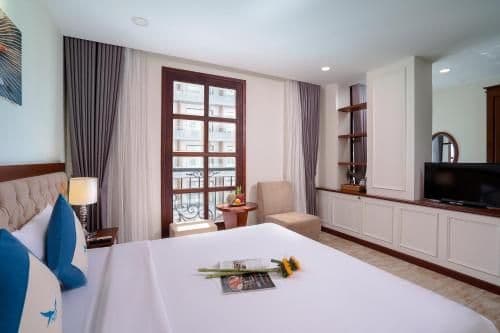 Senior Double or Twin Room with Balcony