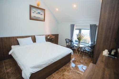 Double Room with Mountain View