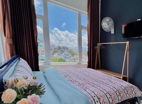Double Room with Mountain View