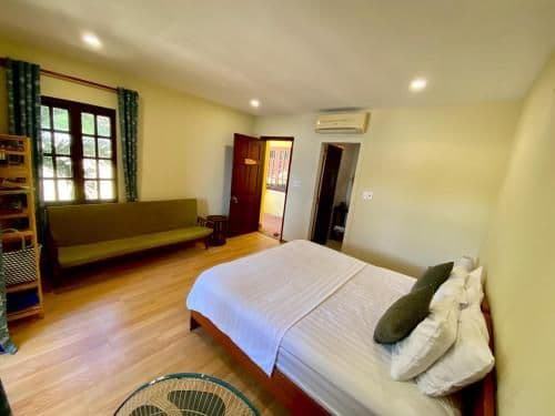Deluxe Double Room with Balcony and Sea View