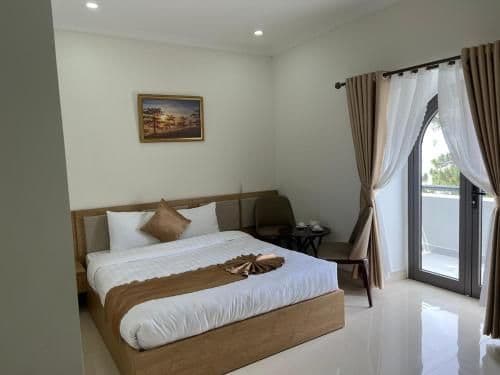 Deluxe Double Room with Balcony