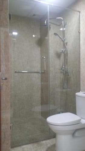 Quadruple Room with Private Bathroom