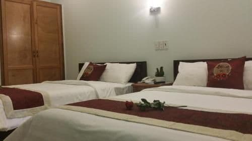 Quadruple Room with Private Bathroom